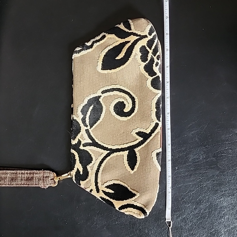 Offhand Designs Black and Tan Tapestry Clutch - Picture 9 of 10